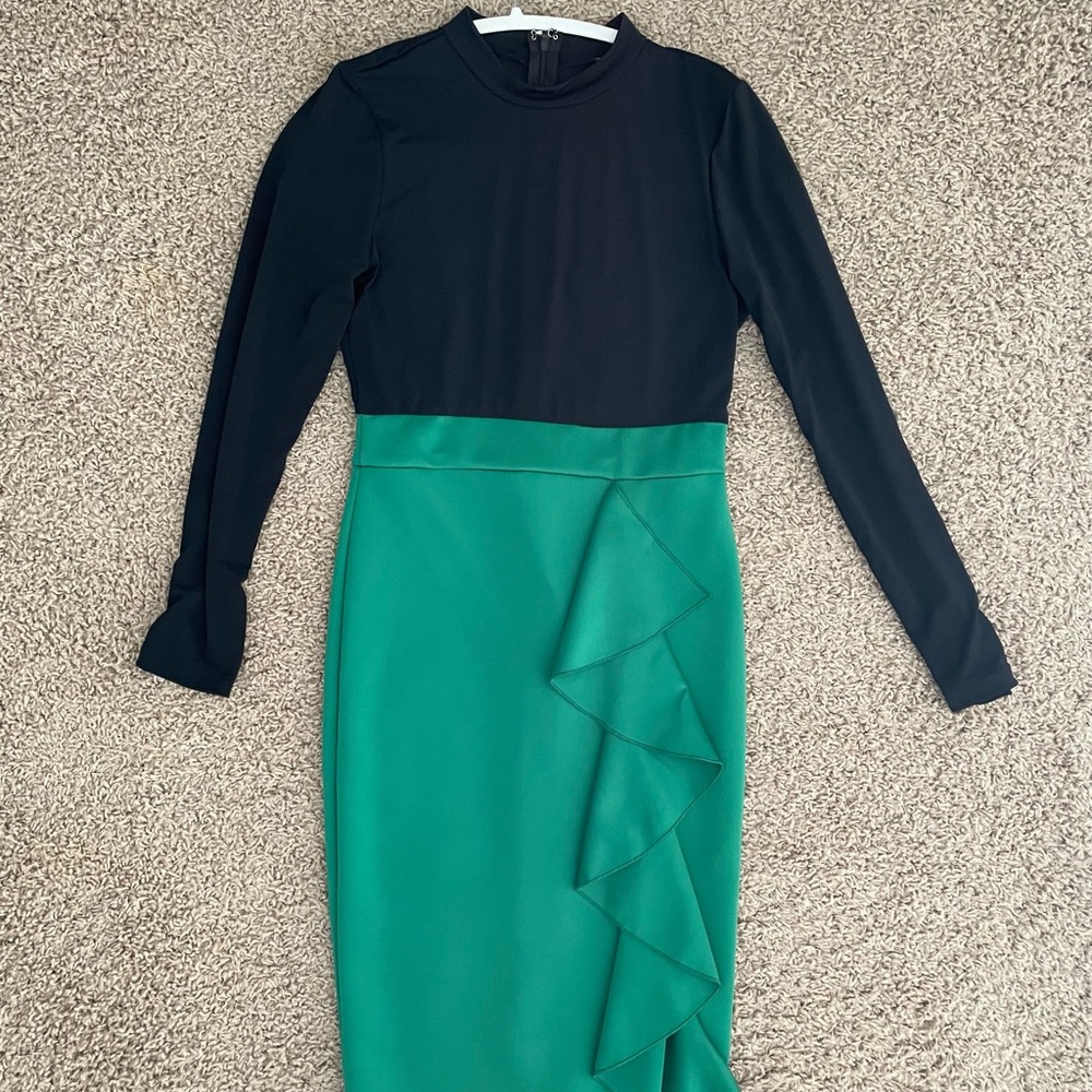 Black & Green Venus Cocktail Dress (Size Small)